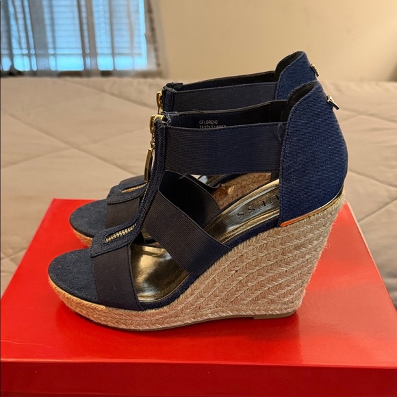 Guess Dark Blue Wedge Sandals with Gold Zipper - Picture 3 of 6